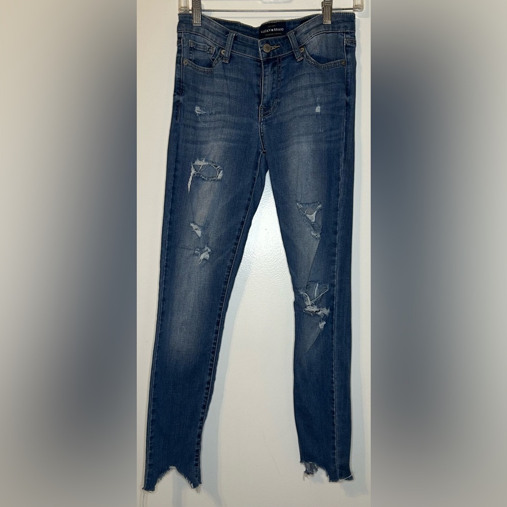 Lucky brand AVA skinny distressed denim size 0/25